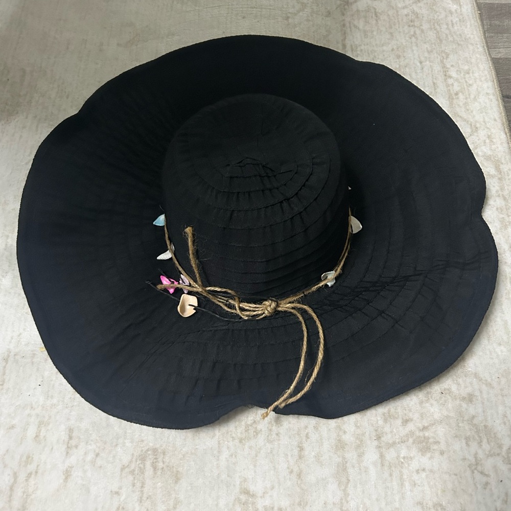 Black Wide Brim Sun Hat with Shell Accent